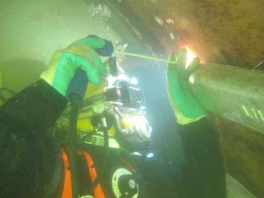 Sacrificial hull anode replacement in 24 hrs - FN Diving